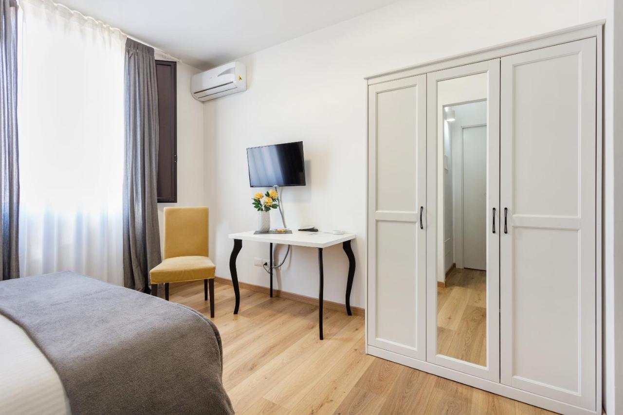 Centre Apartment Grotte Bianche Catánia Buitenkant foto